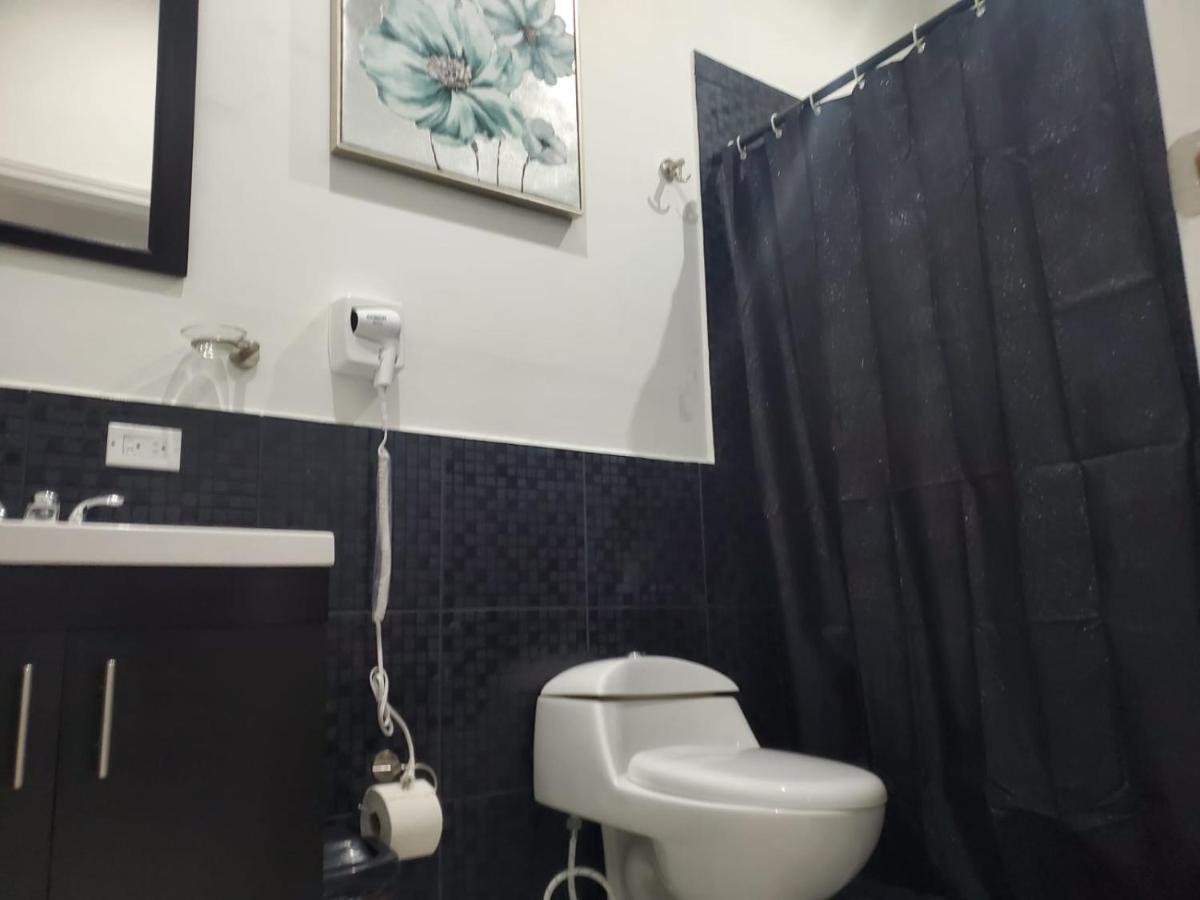 Suites Motel La Frontera Сиудад Хуарес Екстериор снимка